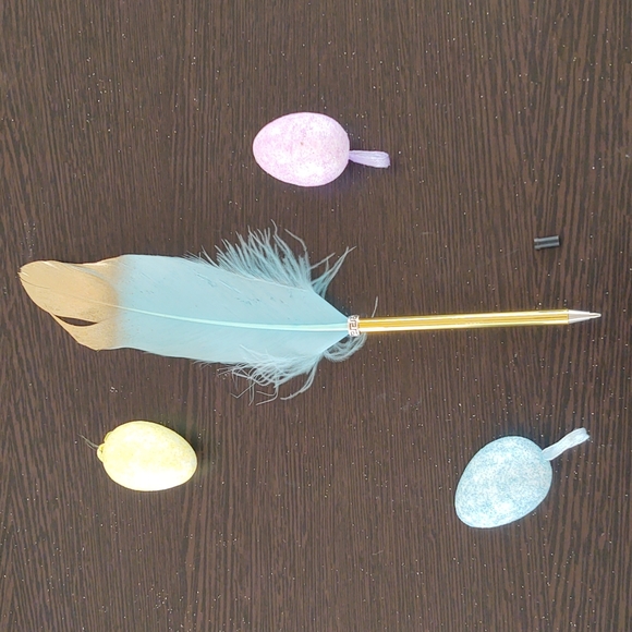 Feather Pen - Picture 6 of 6